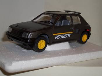 Peugeot 205 Turbo - Burago 1:25 no.9106 