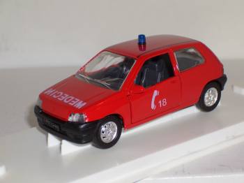 Renault Clio pompiers medecin - Verem 1:43